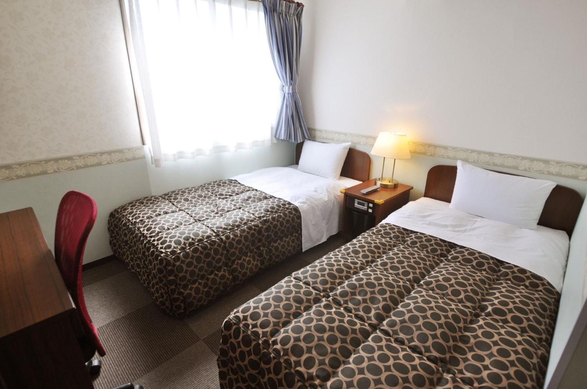 Futsukaichi Green Hotel Chikushino Стая снимка