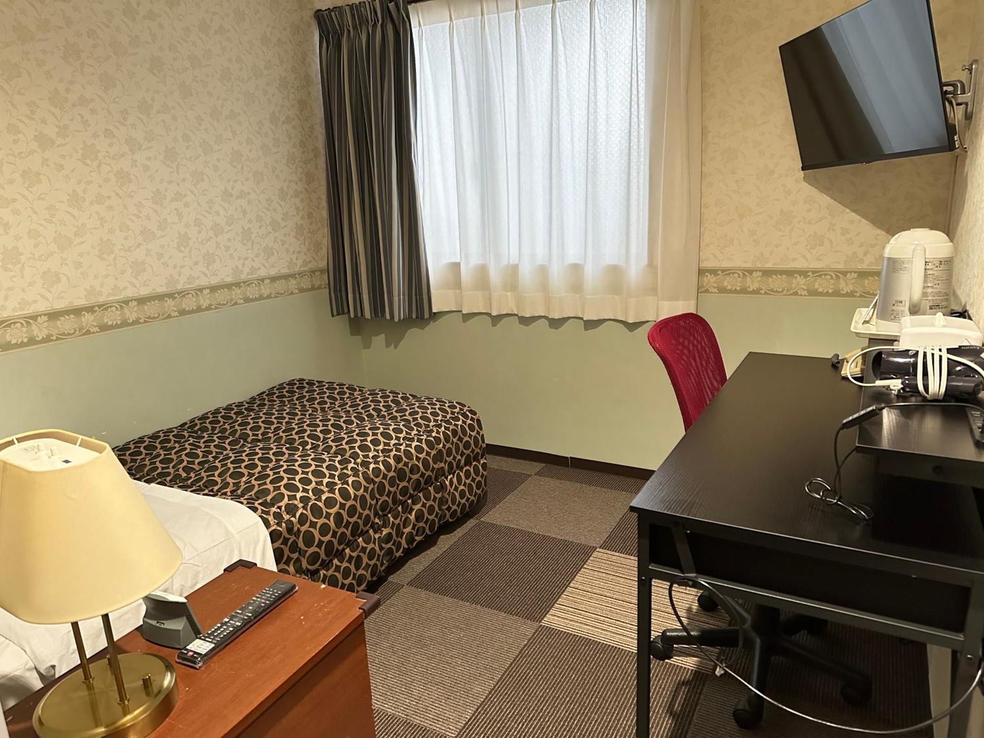 Futsukaichi Green Hotel Chikushino Екстериор снимка